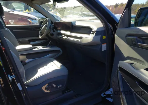 2024 Kia Ev9 Wind z USA, uszkodzony, nr VIN KNDAFFS51R6038488